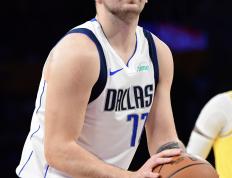 今夜NBA季后赛传出新动向，莱比锡绝杀压哨，管理层表态：球迷炸锅，球探报告显示潜力的简单介绍-开云