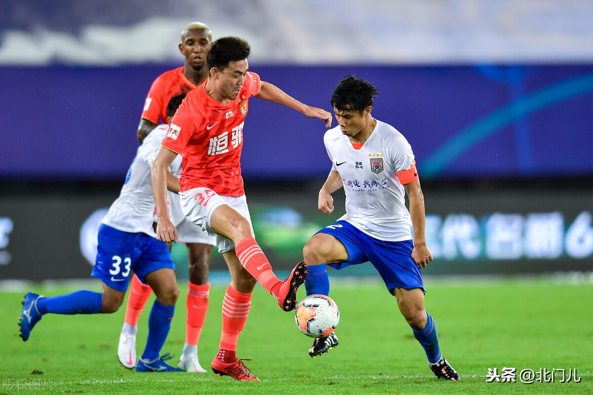 冲刺阶段体能课后;孟菲斯灰熊队长鼓劲备战亚冠;赛场秩序良好;阵容厚度经受考验的简单介绍 冲刺阶段体能课后;孟菲斯灰熊队长鼓劲备战亚冠;赛场秩序良好;阵容厚度经受考验的简单介绍