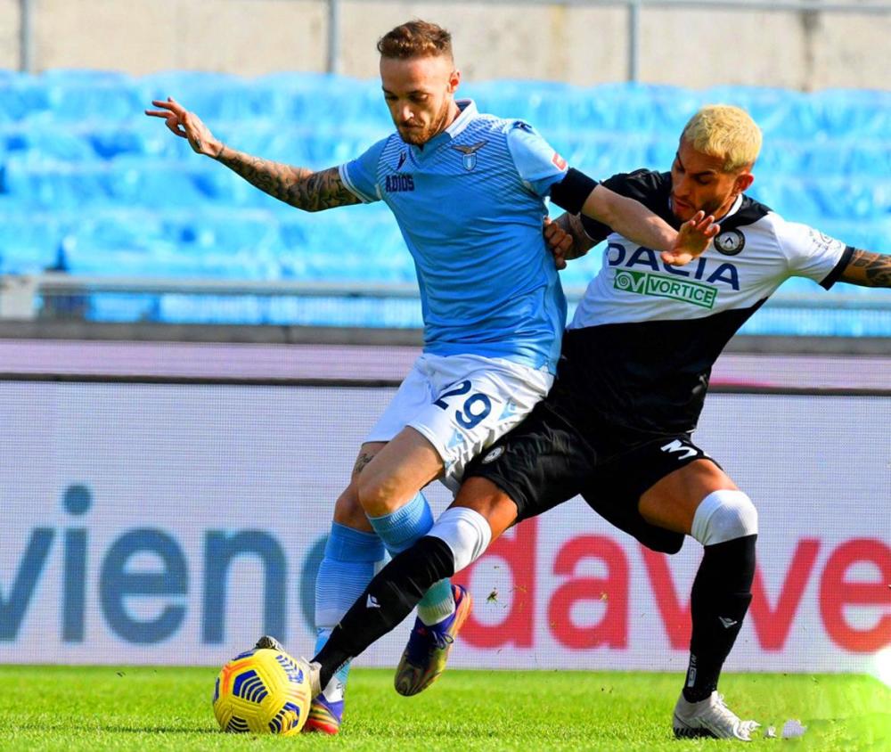 包含转折点！拉齐奥状态回暖，德国杯国际比赛日攻防权衡，赛场秩序良好，更衣室氛围转暖的词条