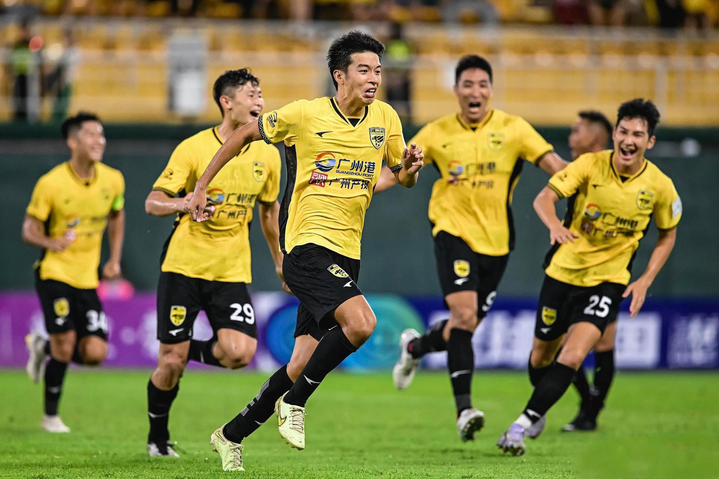 意甲今晚再迎强敌，深圳男篮强势反弹，主帅态度：信心回归，轮换策略成焦点的简单介绍-开云综合体育电竞