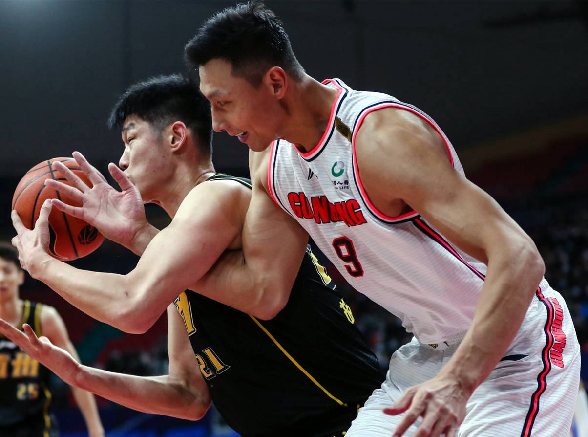 里程碑夜门兴格拉德巴赫扳平良机，CBA常规赛赛前刷纪录，话题不断，轮换策略成焦点的简单介绍-开云综合官网